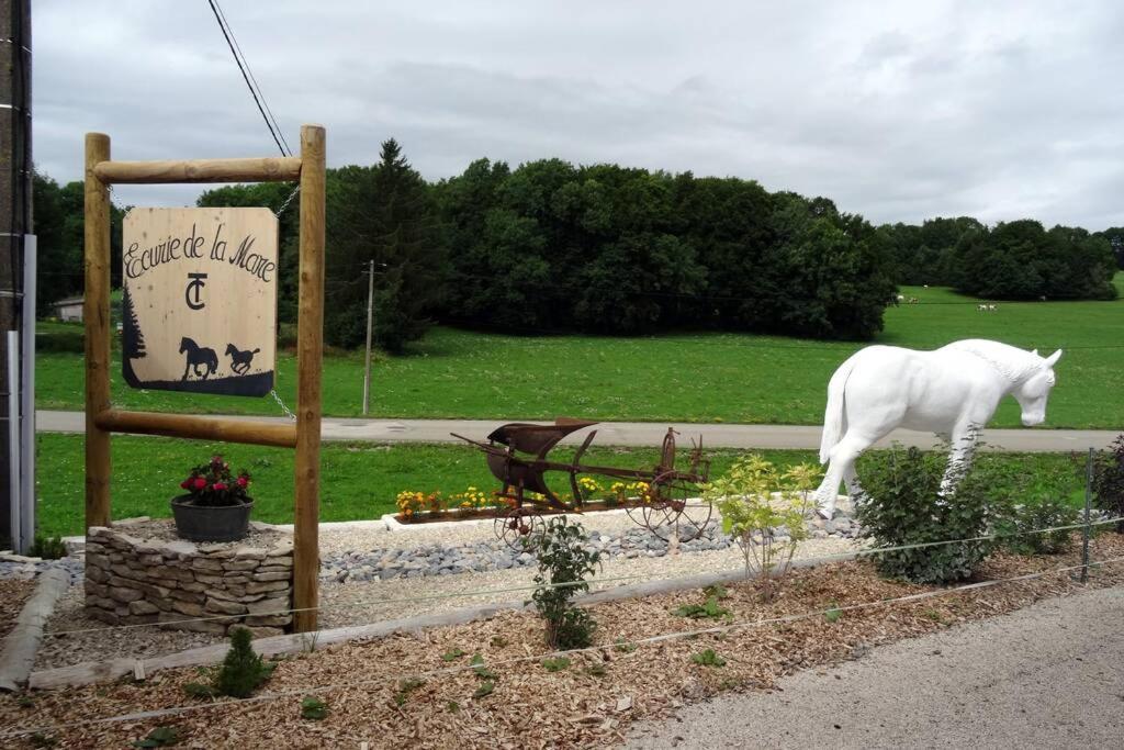 Gite Du Cheval Blanc Arcon  Exterior photo